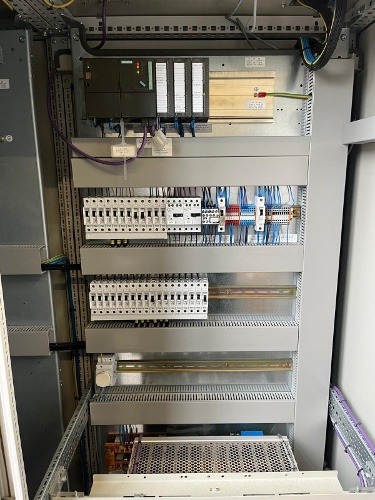 https://www.pahlke.com/en/content/igal/img-20240315-wa0014-SDSKTW-L-1522.jpg